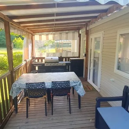 Mobil-home Au Calme Pres De Saint Jean Pied De Port 营地 Ascarat